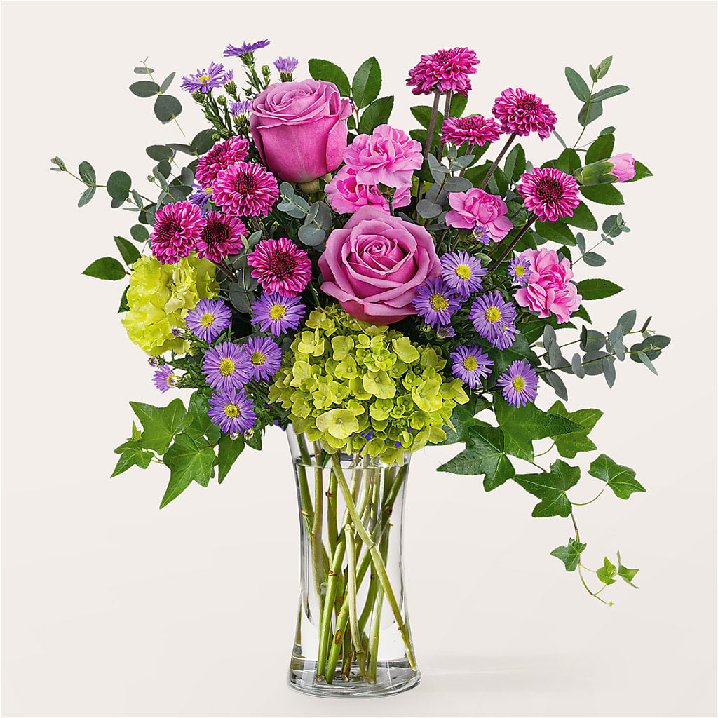Whispering Garden Bouquet – Flower Cafe, Hartford WI