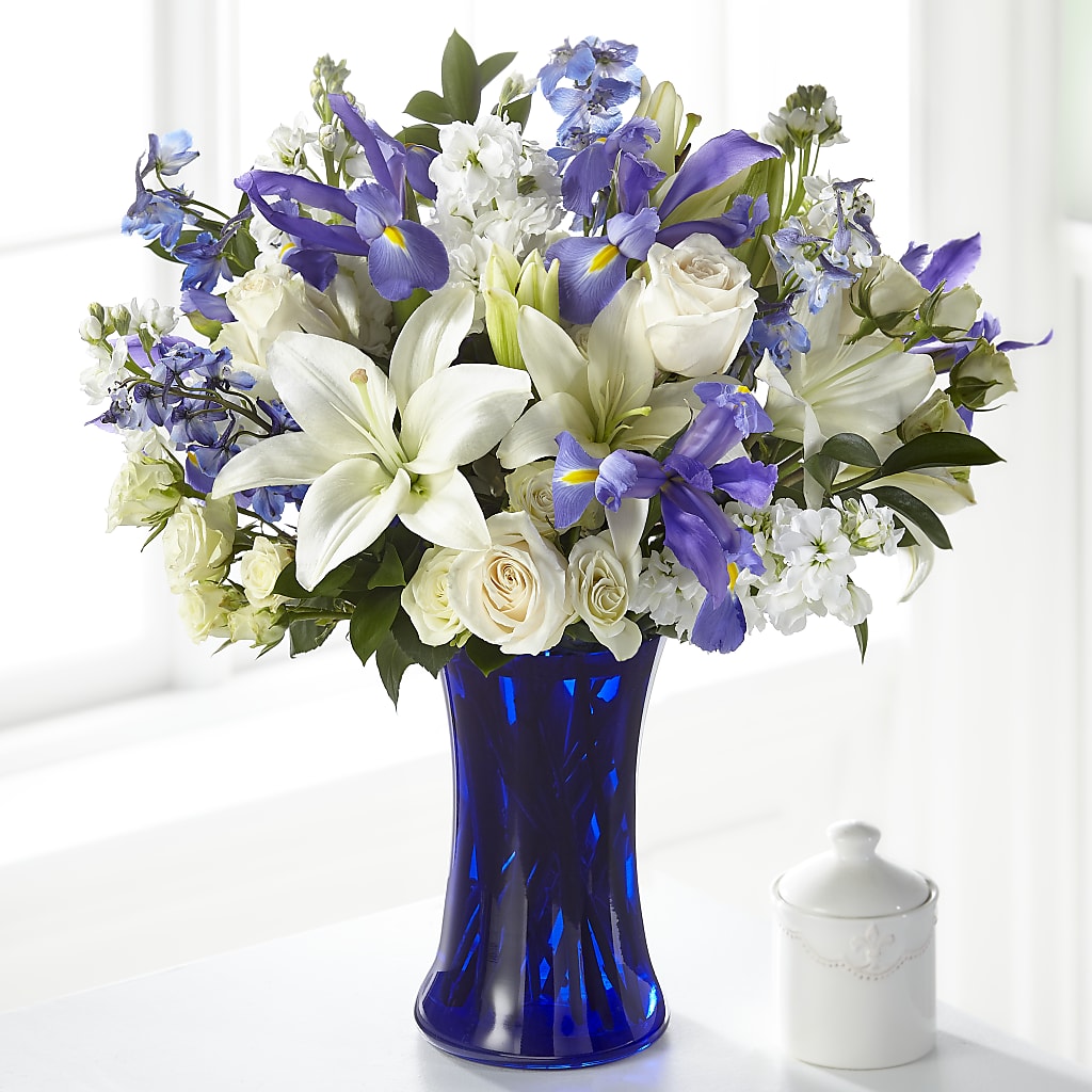 Calming Comfort Bouquet – Flower Cafe, Hartford WI