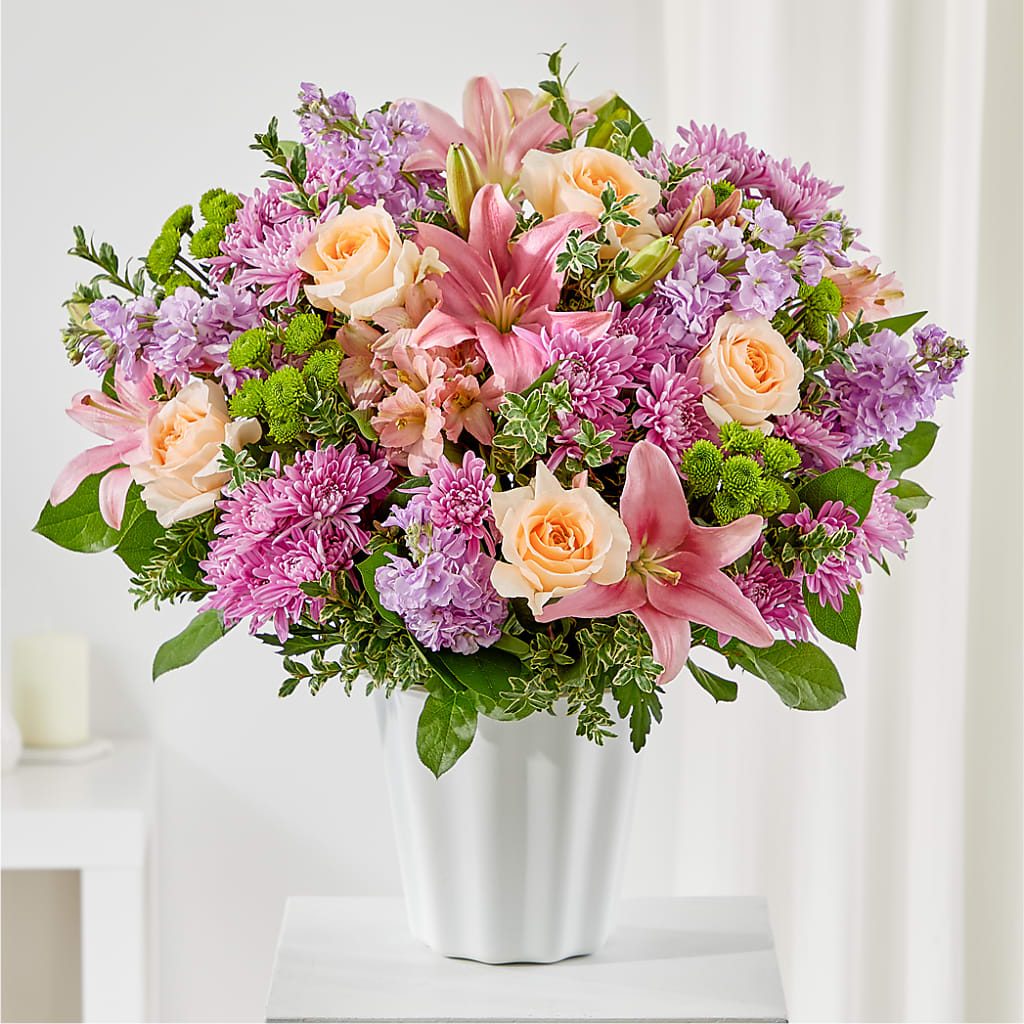 Supportive Embrace Tabletop Basket – Flower Cafe, Hartford WI