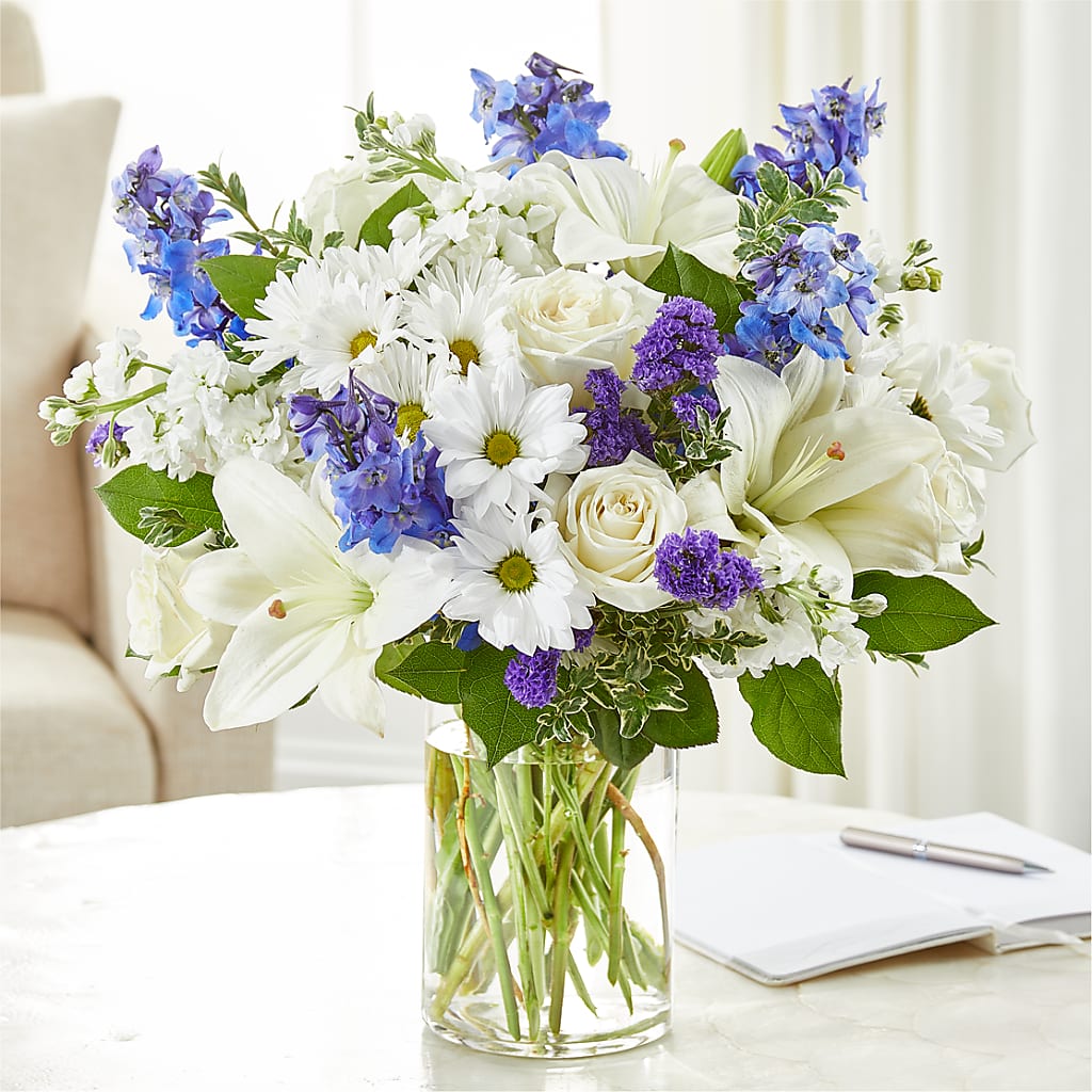 Soothing Scents Bouquet – Flower Cafe, Hartford WI