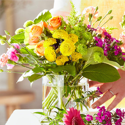 Bold & Bright – A Florist Original –  Flower Cafe, Hartford WI