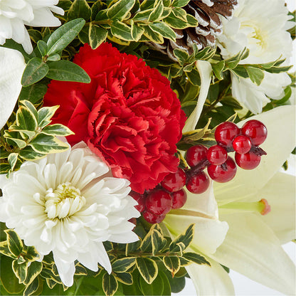 Festive Moments Tree –  Flower Cafe, Hartford WI