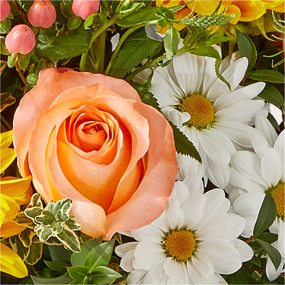 The Good Life Bouquet –  Flower Cafe, Hartford WI