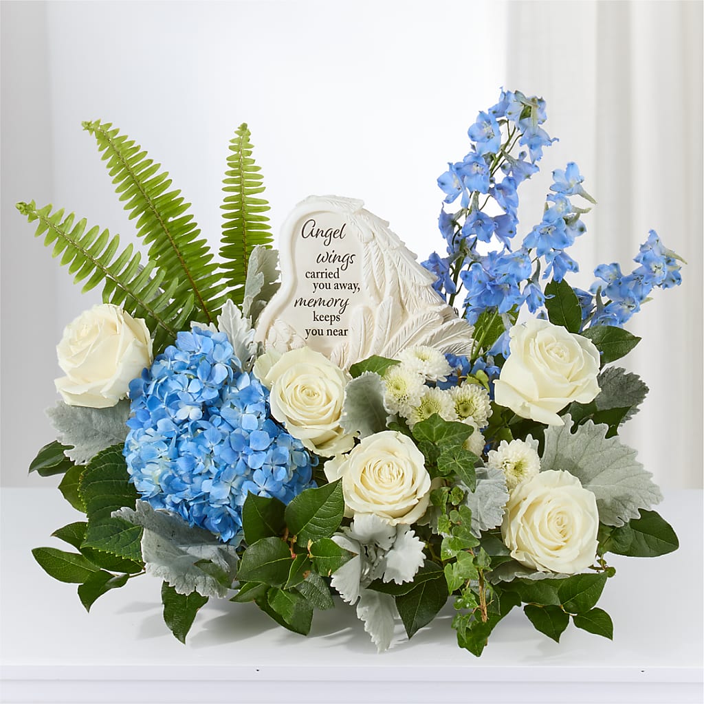 Dearest Arrangement –  Flower Cafe, Hartford WI