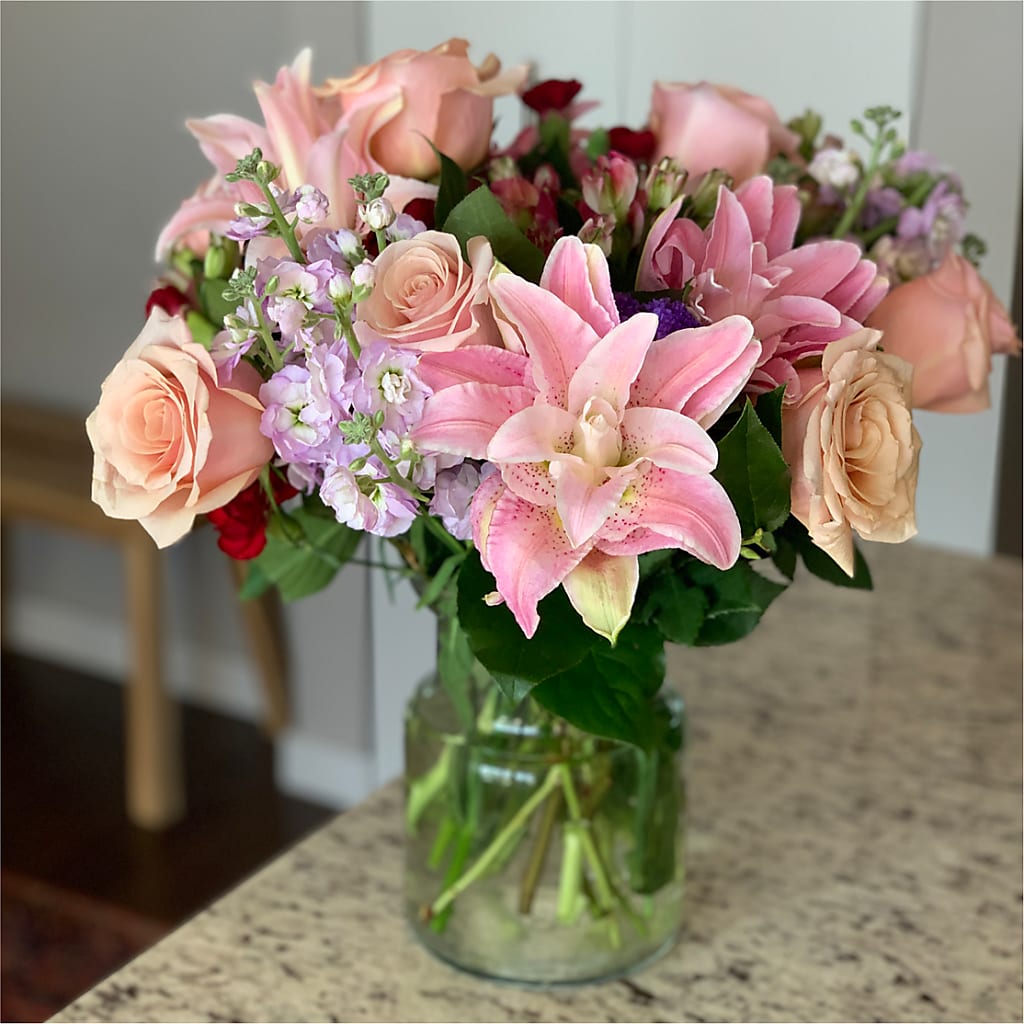 Romantique Bouquet –  Flower Cafe, Hartford WI