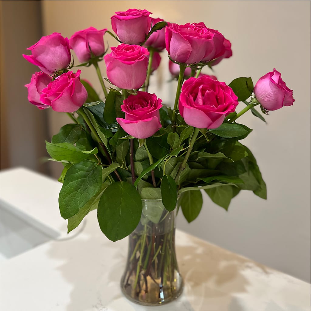 Long Stem Pink Rose Bouquet –  Flower Cafe, Hartford WI