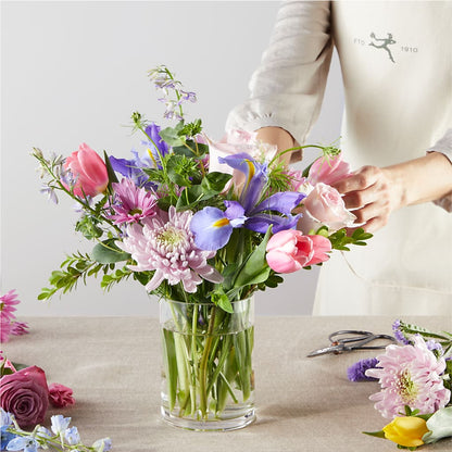 Pastel Tradition - A Florist Original –  Flower Cafe, Hartford WI
