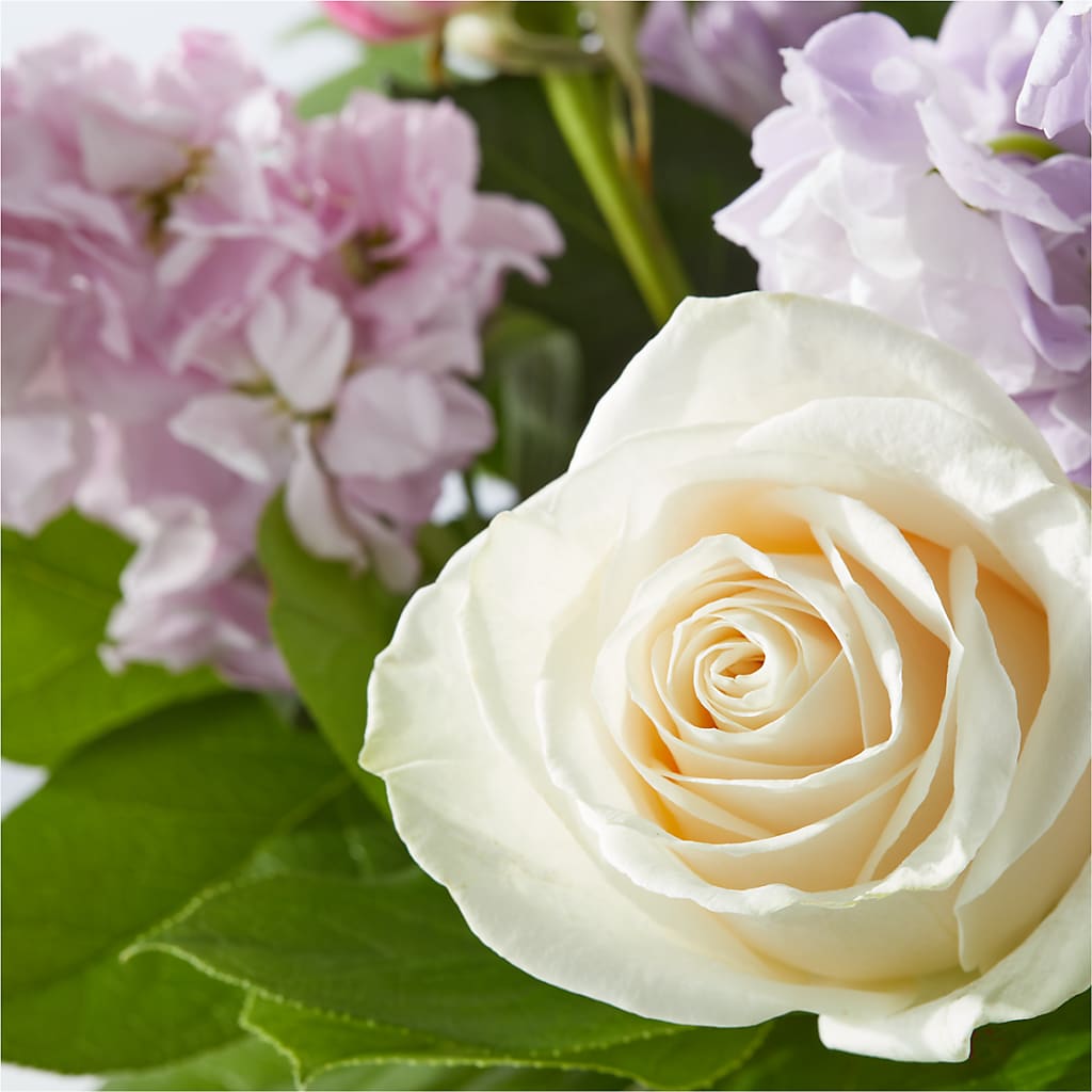 Springtime Spritz Bouquet –  Flower Cafe, Hartford WI