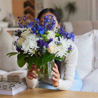 Cerulean Waves Bouquet –  Flower Cafe, Hartford WI