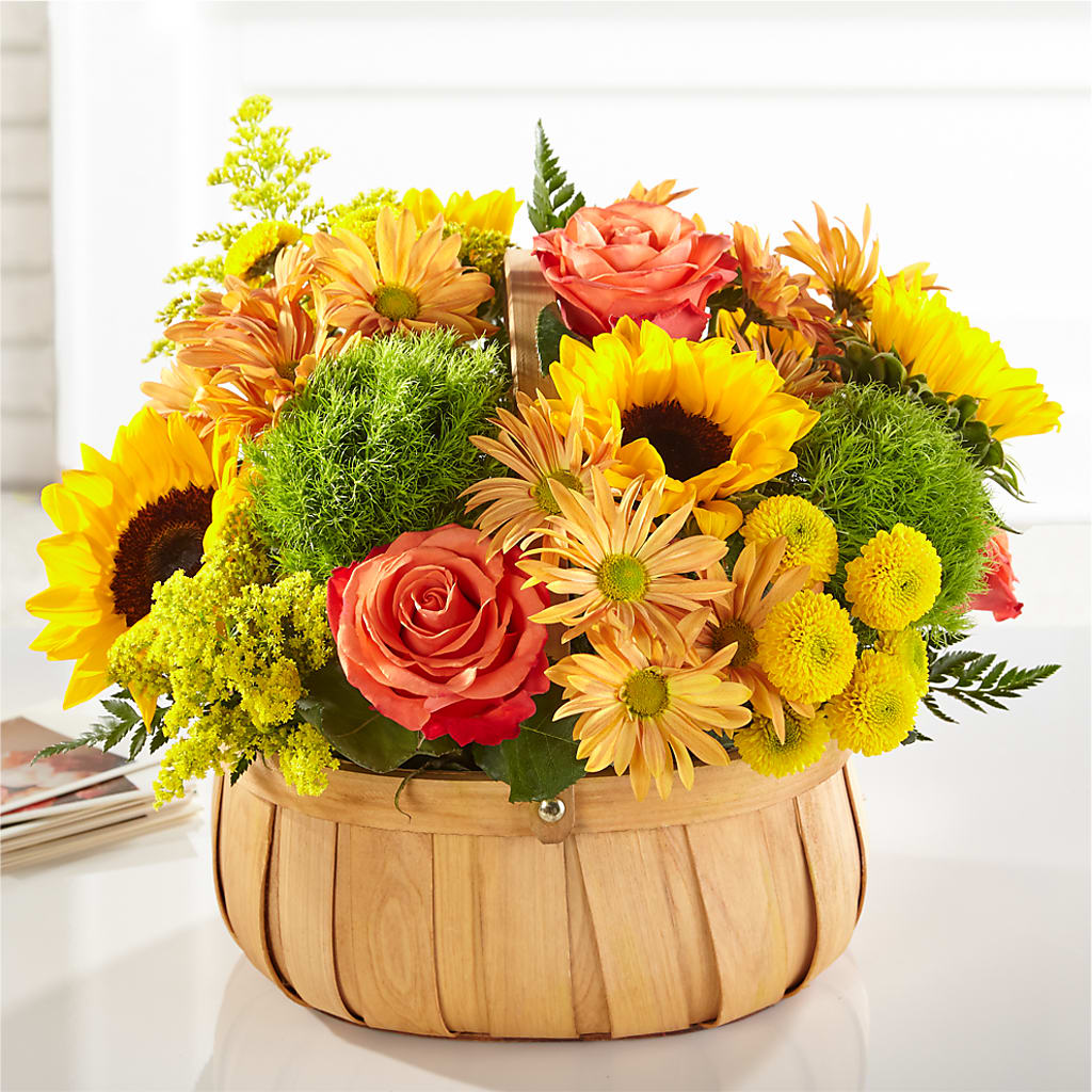 Harvest Sunflower Basket –  Flower Cafe, Hartford WI