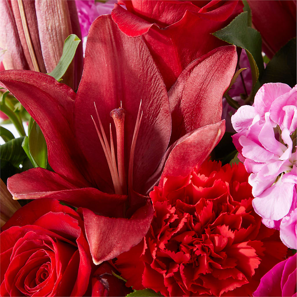 Match Made in Heaven Bouquet –  Flower Cafe, Hartford WI