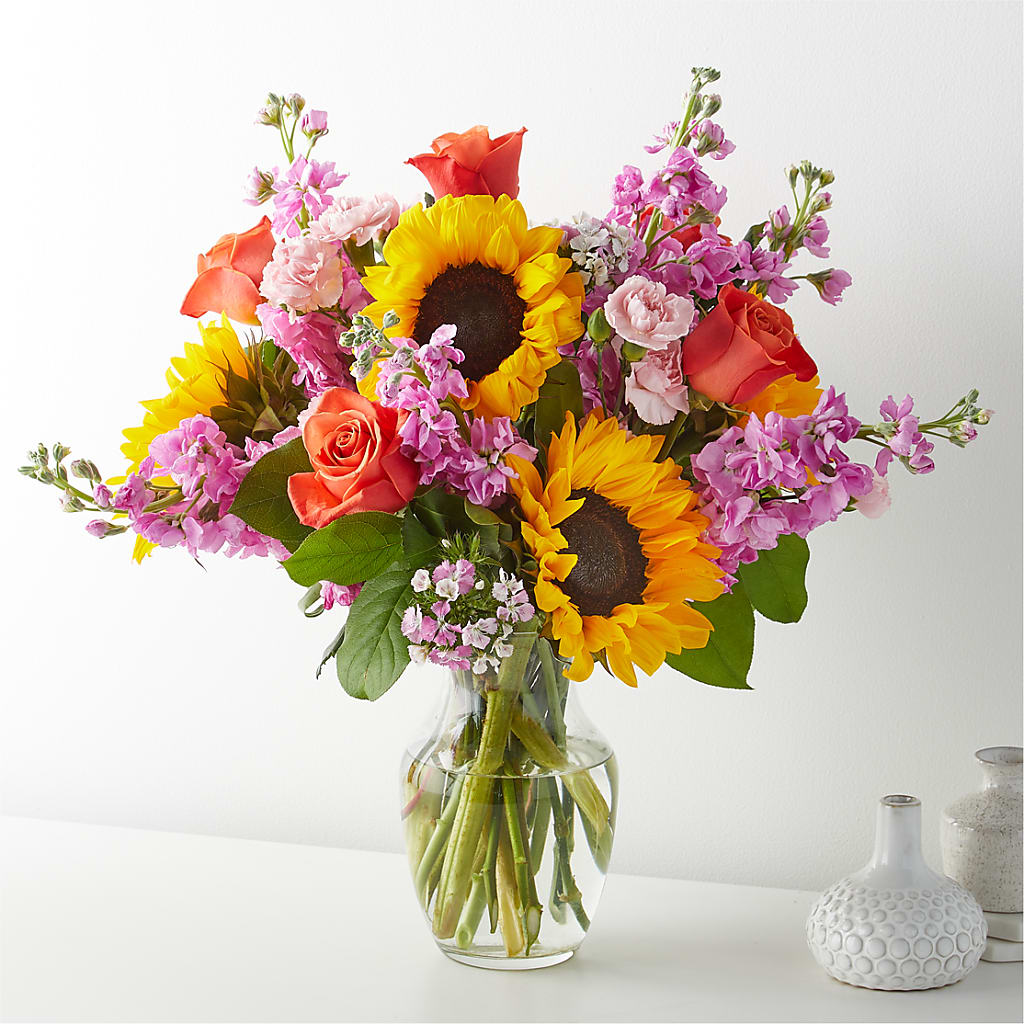 Yellow Brick Road Bouquet –  Flower Cafe, Hartford WI