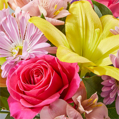 Sprinkles Bouquet –  Flower Cafe, Hartford WI
