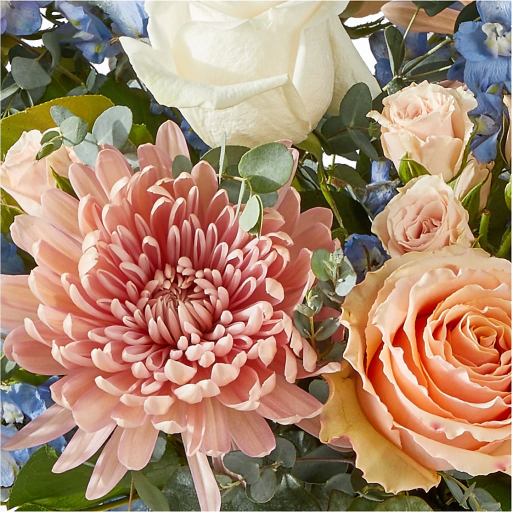 Inspired Bouquet –  Flower Cafe, Hartford WI