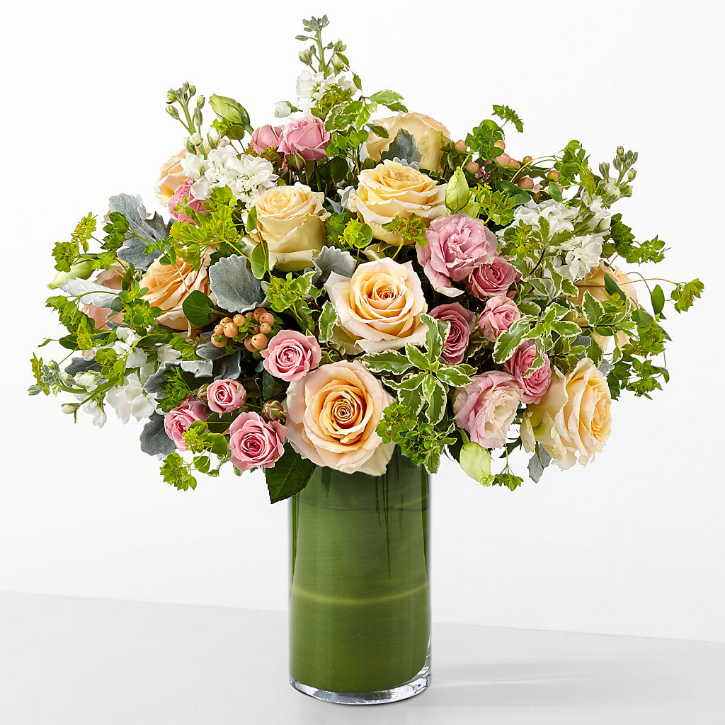 The Glamour Shot –  Flower Cafe, Hartford WI